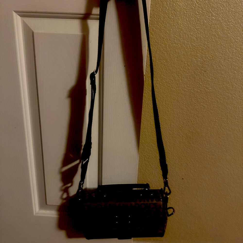 D&G crossbody